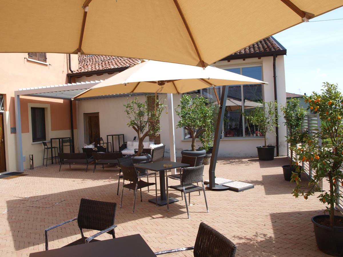 La Cascina Del Sole Hostel Rivarolo del Re ed Uniti Luaran gambar