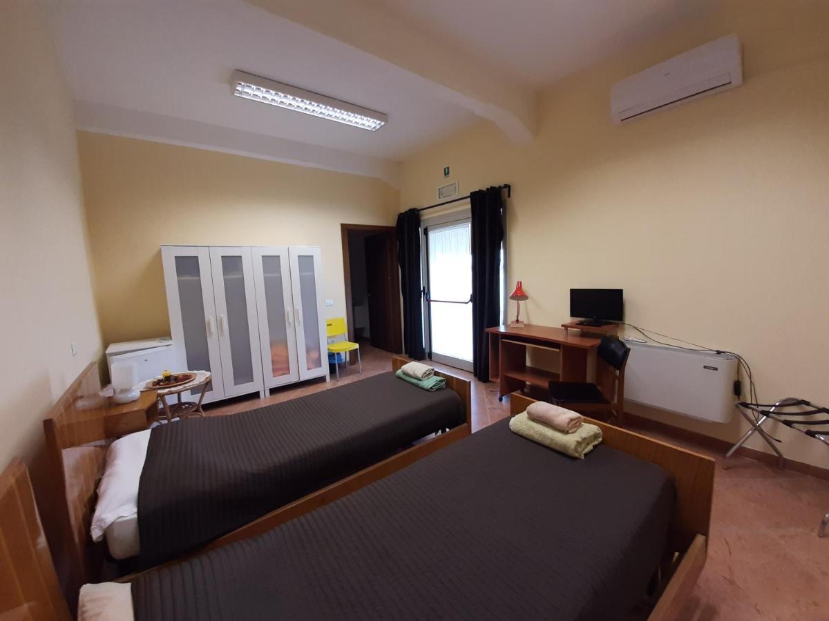 La Cascina Del Sole Hostel Rivarolo del Re ed Uniti Luaran gambar